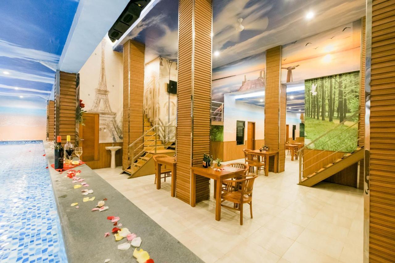 Caroline Hostel Canggu  Exterior photo
